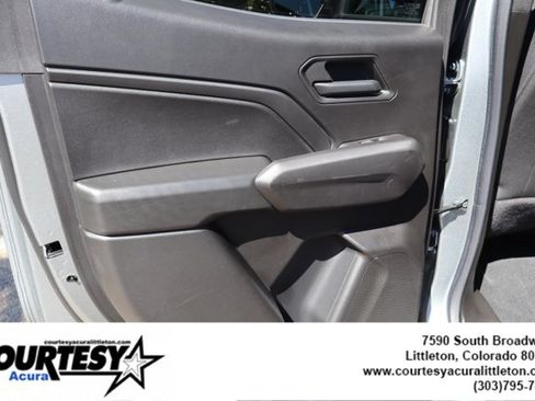 Used 2024 Chevrolet Colorado Trail Boss w/ Technology Package AWD/4WD image 26