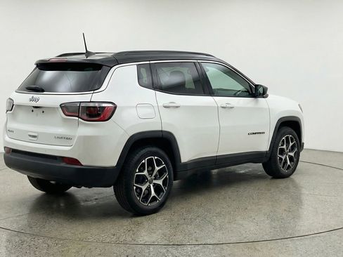 Used 2025 Jeep Compass Limited AWD/4WD image 9