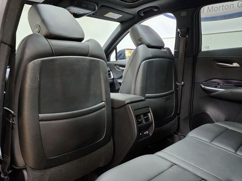 Used 2023 Cadillac XT4 Luxury w/ Cold Weather Package image 16