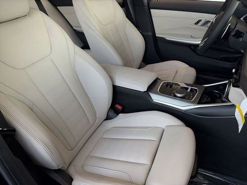 New 2026 BMW 330i Sedan w/ M Sport Package image 9