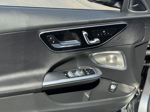 New 2025 Mercedes-Benz C 300 Sedan image 8