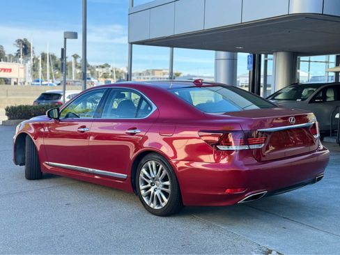 Used 2014 Lexus LS 460 w/ Comfort Package image 3
