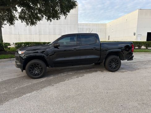 Used 2026 Chevrolet Colorado W/T w/ WT Custom Package RWD image 2