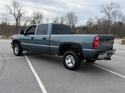 Used 2007 Chevrolet Silverado 2500 W/T image 3