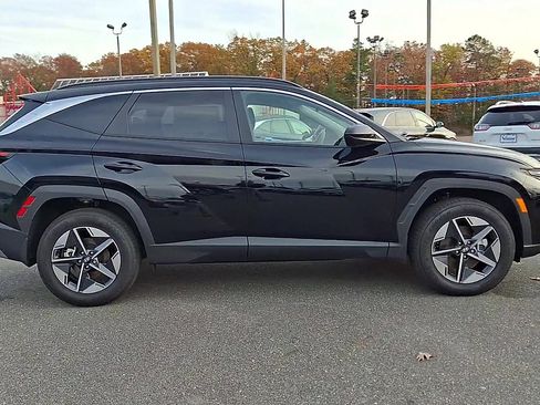 New 2025 Hyundai Tucson SEL image 9