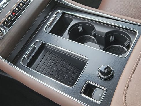 New 2025 Lincoln Aviator Reserve w/ Luxury Package image 19