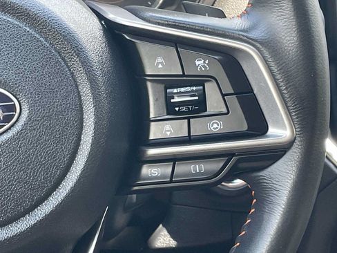 Used 2023 Subaru Crosstrek 2.5i Limited AWD/4WD image 17