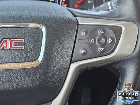 Used 2023 GMC Acadia Denali image 33