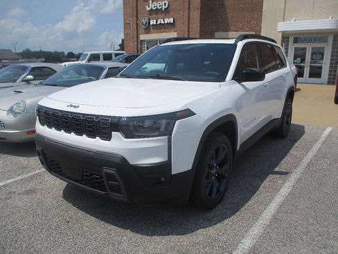 New 2026 Jeep Cherokee Limited AWD/4WD image 3