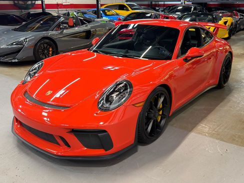 Used 2018 Porsche 911 GT3 w/ Sport Chrono Package RWD image 14