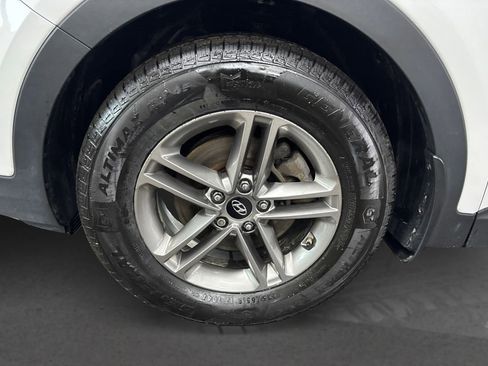 Used 2017 Hyundai Santa Fe Sport image 15