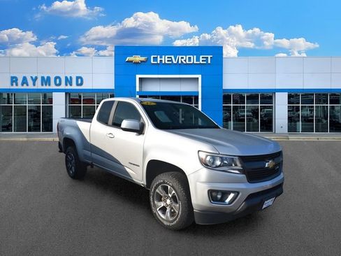 Used 2017 Chevrolet Colorado Z71 AWD/4WD image 10