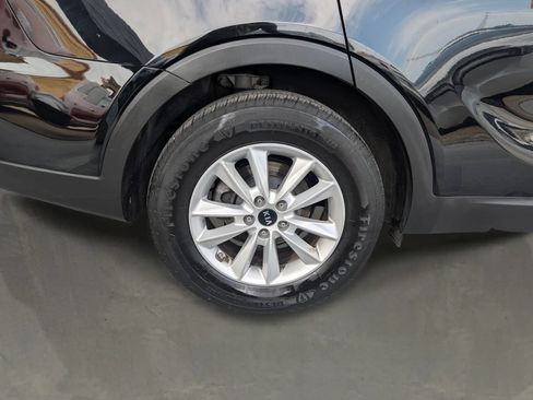 Used 2020 Kia Sorento AWD V6 image 11