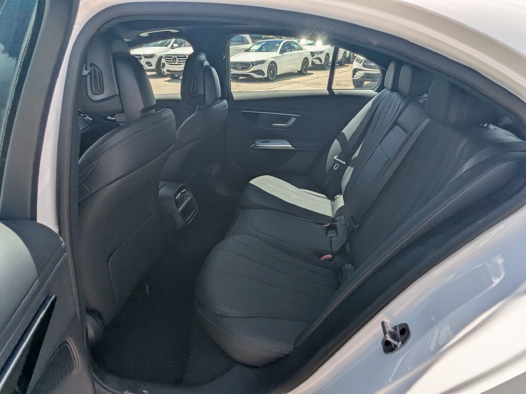 Certified 2026 Mercedes-Benz E 350 4MATIC Sedan image 28