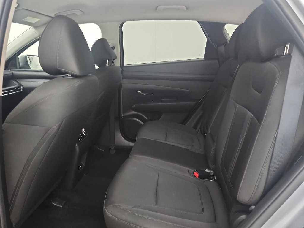 Used 2025 Hyundai Tucson SEL AWD/4WD image 32