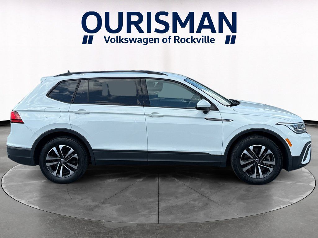 Used 2023 Volkswagen Tiguan S w/ Driver Assistance Package FWD image 7