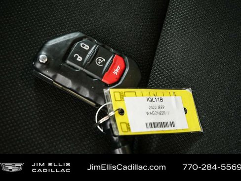 Used 2022 Jeep Wrangler Unlimited Sport image 35
