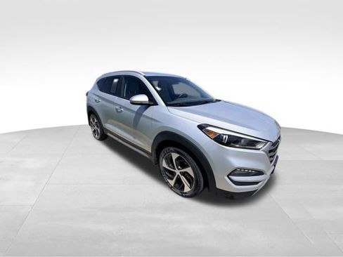 Used 2017 Hyundai Tucson Sport AWD/4WD image 3