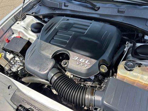 Used 2023 Dodge Charger SXT RWD image 30
