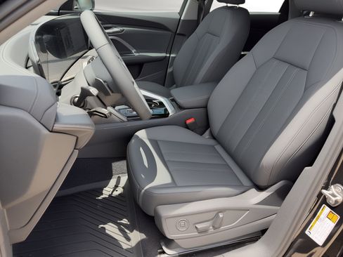 New 2026 Audi Q5 Premium AWD/4WD image 5
