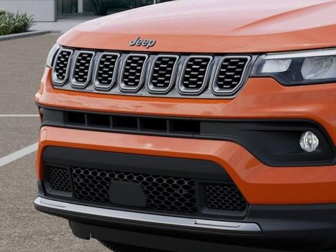 New 2026 Jeep Compass Latitude AWD/4WD image 11
