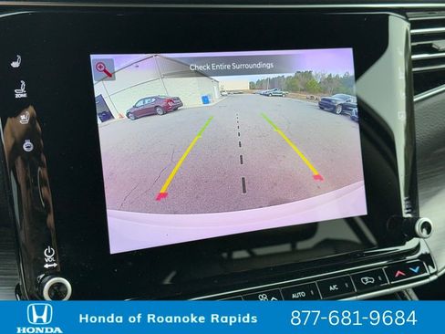 Used 2024 Jeep Wagoneer L Series II image 14