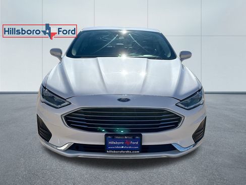Used 2020 Ford Fusion SEL image 2