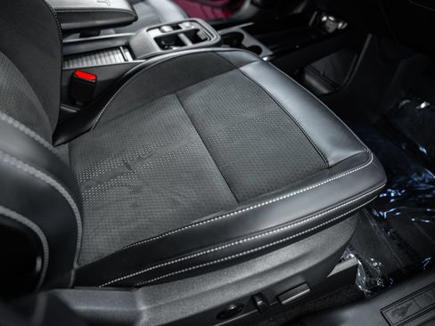 Certified 2025 Ford Mustang Mach-E GT AWD/4WD image 31