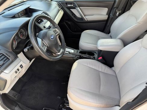 Used 2014 Subaru Forester 2.5i Limited image 10