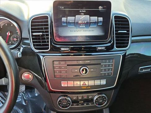 Used 2018 Mercedes-Benz GLE 350 image 15