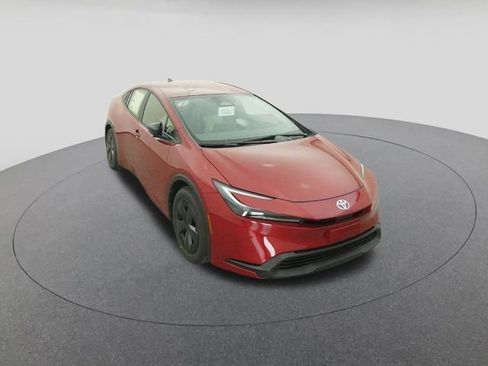 New 2026 Toyota Prius LE image 14