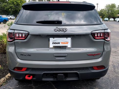 Used 2022 Jeep Compass Trailhawk w/ Trailhawk Convenience Group image 8