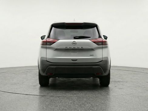 Used 2025 Nissan Rogue SV FWD image 7
