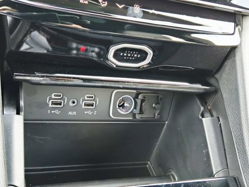 New 2026 Jeep Grand Cherokee L Limited image 27