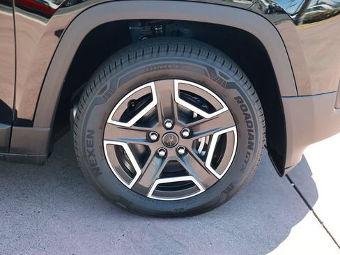 New 2026 Jeep Cherokee Laredo AWD/4WD image 8