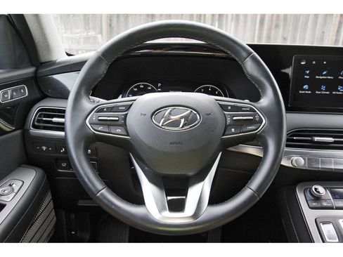 Used 2022 Hyundai Palisade Limited AWD/4WD image 16