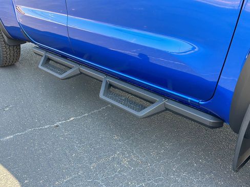 New 2026 Nissan Frontier PRO-4X w/ Pro-4x Convenience Package image 11