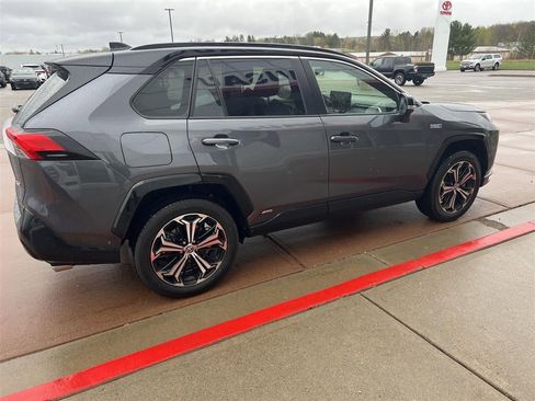 Used 2024 Toyota RAV4 XSE w/ Weather Package AWD/4WD image 6