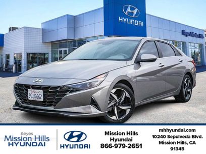 Certified 2022 Hyundai Elantra SEL w/ Convenience + Premium Package