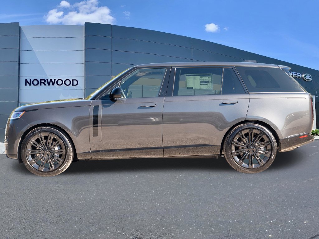 New 2027 Land Rover Range Rover Long Wheelbase SE AWD/4WD image 7