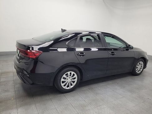Used 2023 Kia Forte LX FWD image 10