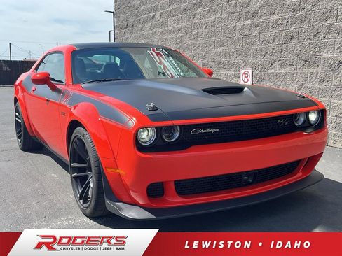Used 2023 Dodge Challenger R/T Scat Pack RWD image 1