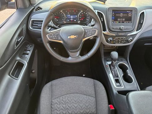 Used 2024 Chevrolet Equinox LT image 16
