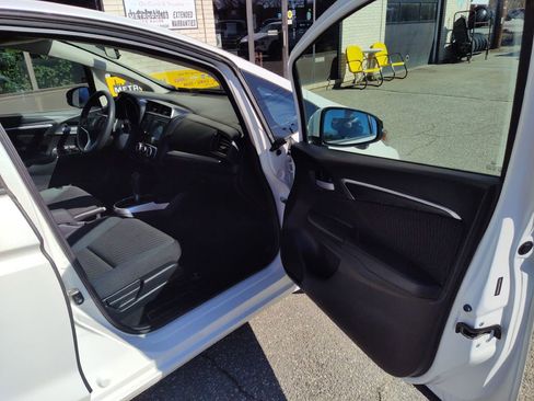 Used 2019 Honda Fit EX image 20