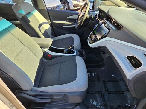 Used 2021 Chevrolet Bolt LT image 15