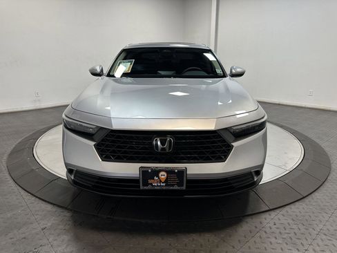 Used 2024 Honda Accord EX image 4