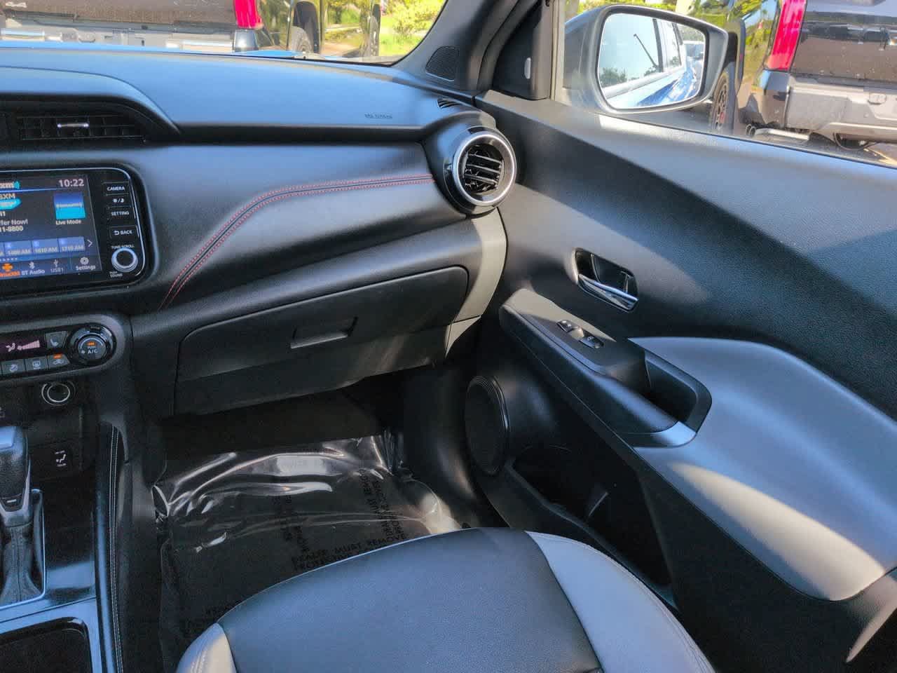 Used 2021 Nissan Kicks SR w/ SR Premium Package FWD image 16