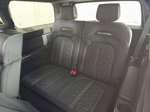 Used 2022 Rivian R1S Launch Edition image 22