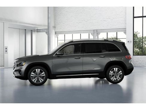 New 2026 Mercedes-Benz GLB 250 4MATIC image 34