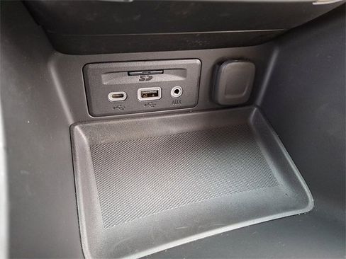 Used 2024 GMC Terrain Denali image 26